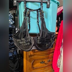 Nwot City chic sexy bandage strappy bra 42ddd